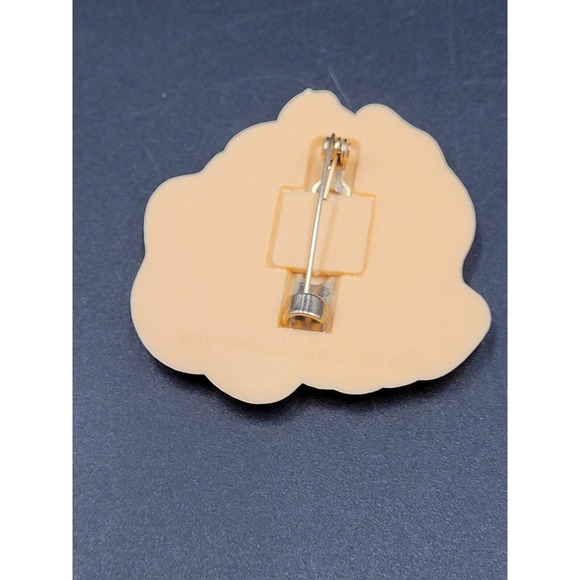 1979 Miss Piggy Pin Brooch Hallmark Plastic Vintage Collectible Muppets Henson - Picture 4 of 5